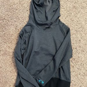 Oakley sweatshirt